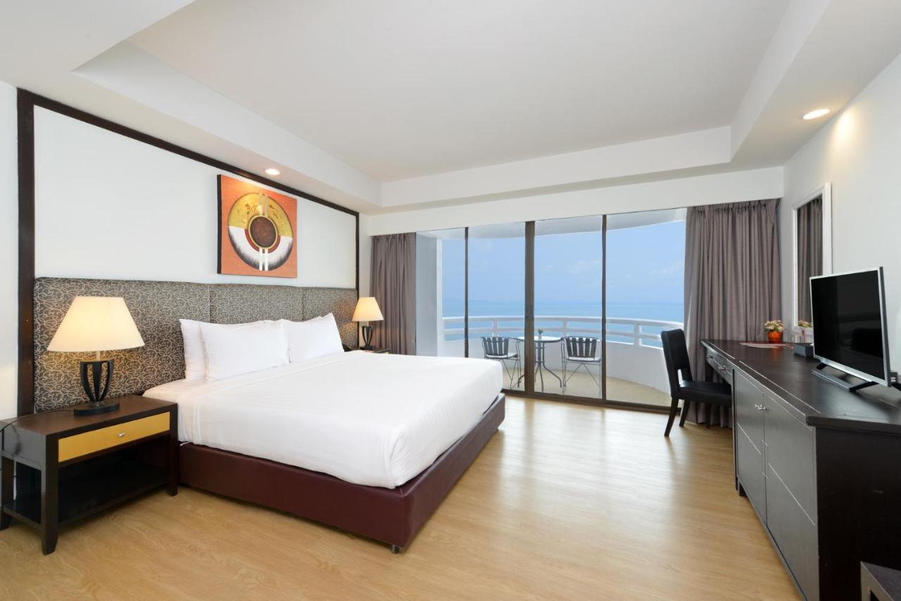 D Varee Jomtien Beach, Pattaya Hotel Ngoại thất bức ảnh